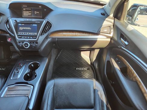Used 2020 Acura MDX w/ Technology Package AWD/4WD image 17