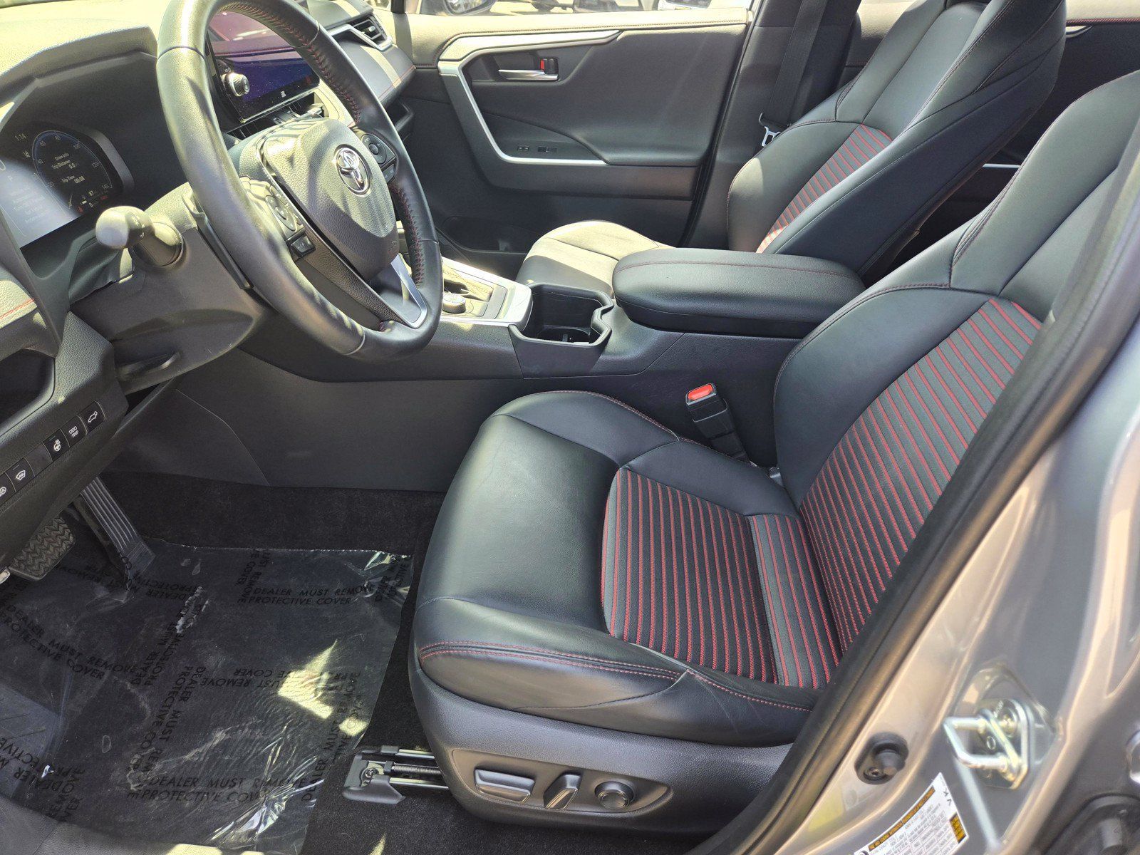 Used 2024 Toyota RAV4 XSE w/ Weather Package AWD/4WD image 12