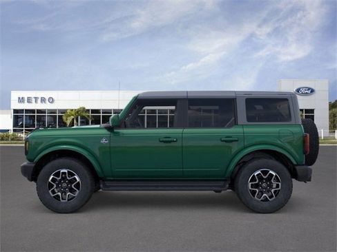 New 2025 Ford Bronco Outer Banks image 3