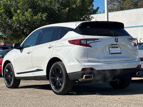 New 2025 Acura RDX SH-AWD image 6