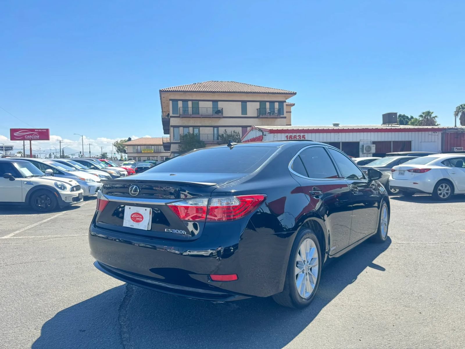 Used 2013 Lexus ES 300h w/ Luxury Pkg FWD image 9
