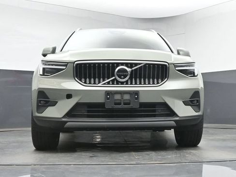 Used 2025 Volvo XC40 B5 Ultra w/ Climate Package AWD/4WD image 12