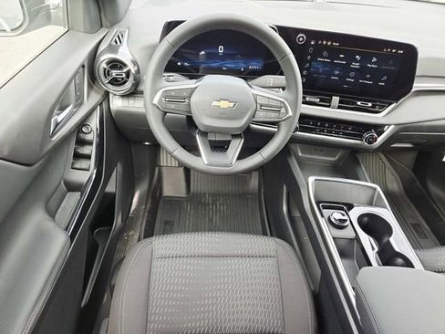 New 2026 Chevrolet Equinox LT w/ LPO, Floor Liner Package image 7