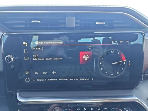 Used 2024 GMC Sierra 2500 Denali Ultimate image 13