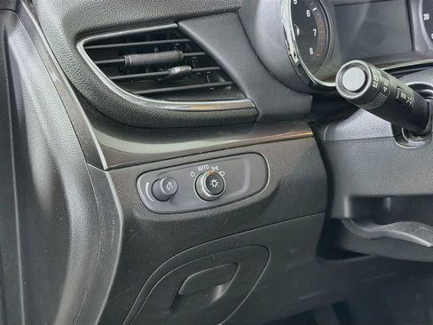 Used 2018 Buick Encore Preferred AWD/4WD image 13
