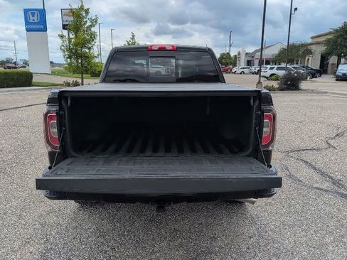 Used 2018 GMC Sierra 1500 Denali w/ Denali Ultimate Package AWD/4WD image 21
