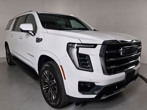 New 2026 GMC Yukon XL Elevation w/ Elevation Premium Package image 2