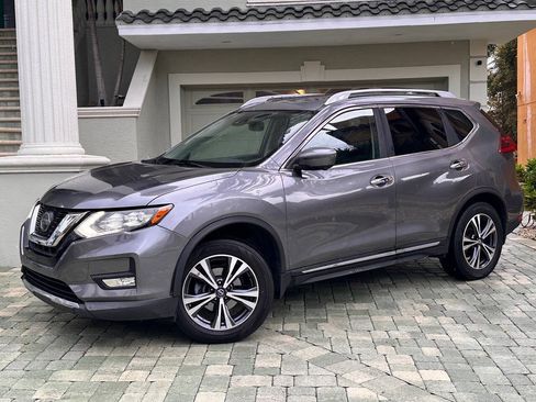 Used 2018 Nissan Rogue SL w/ Premium Package AWD/4WD image 1