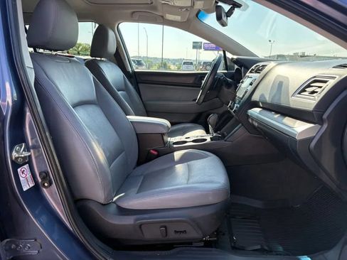 Used 2018 Subaru Outback 2.5i Limited AWD/4WD image 17