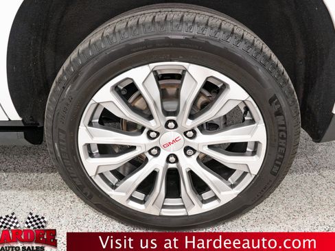 Used 2022 GMC Yukon Denali AWD/4WD image 10