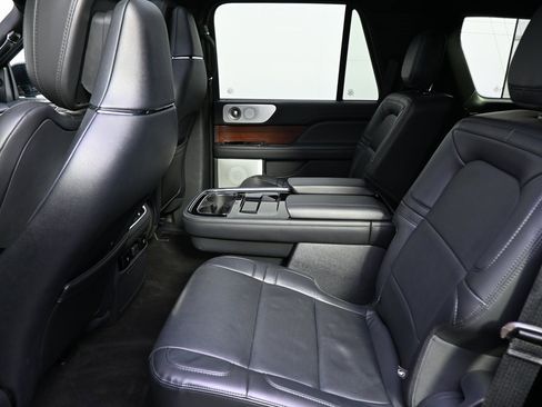 Certified 2023 Lincoln Navigator Reserve w/ Equipment Group 201A image 21