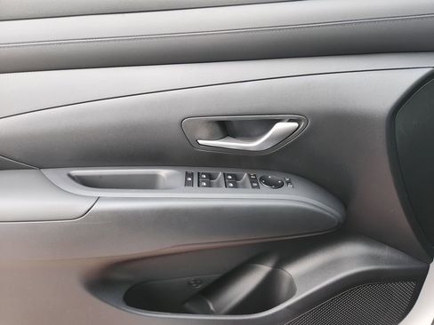 New 2026 Hyundai Tucson SE image 22