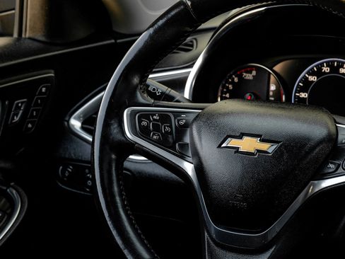 Used 2020 Chevrolet Malibu Premier image 23