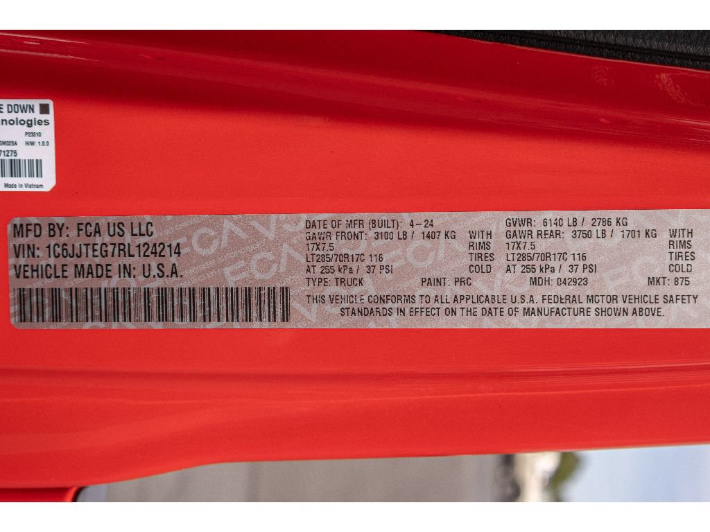 Used 2024 Jeep Gladiator Mojave AWD/4WD image 28