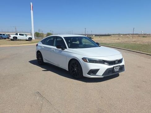 Used 2022 Honda Civic Sport image 4
