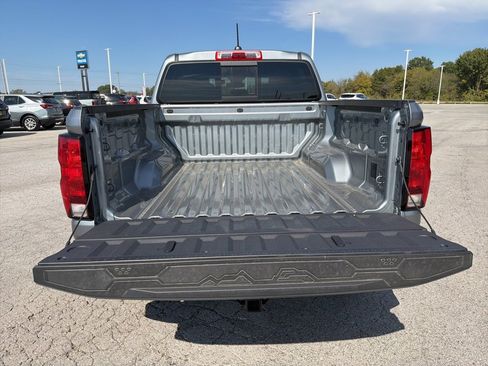 New 2025 Chevrolet Colorado Trail Boss w/ Midnight Edition image 7