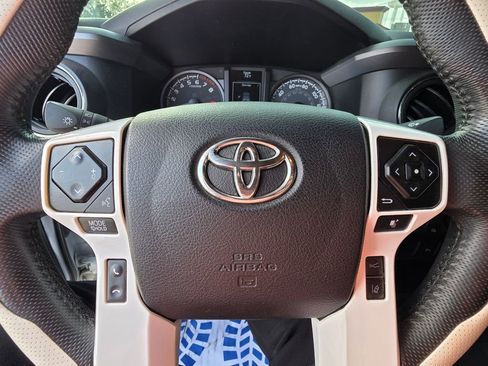 Used 2021 Toyota Tacoma TRD Sport w/ Advanced Technology Package image 19