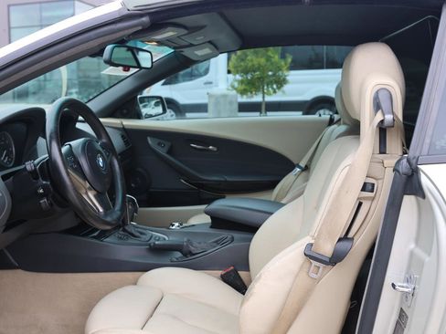 Used 2004 BMW 645Ci Convertible image 12
