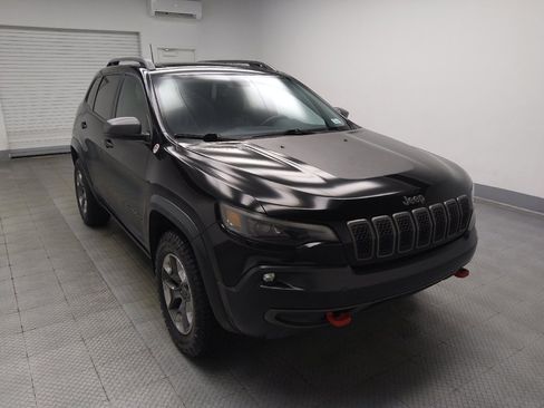 Used 2019 Jeep Cherokee Trailhawk w/ Comfort/Convenience Group AWD/4WD image 13