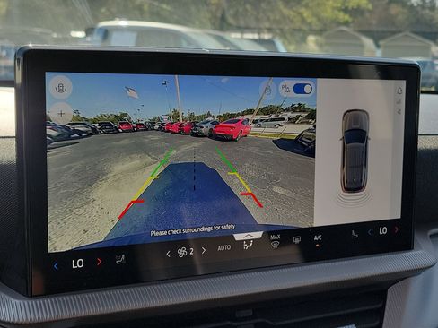 Used 2025 Ford Explorer Active w/ Active Comfort Package image 13