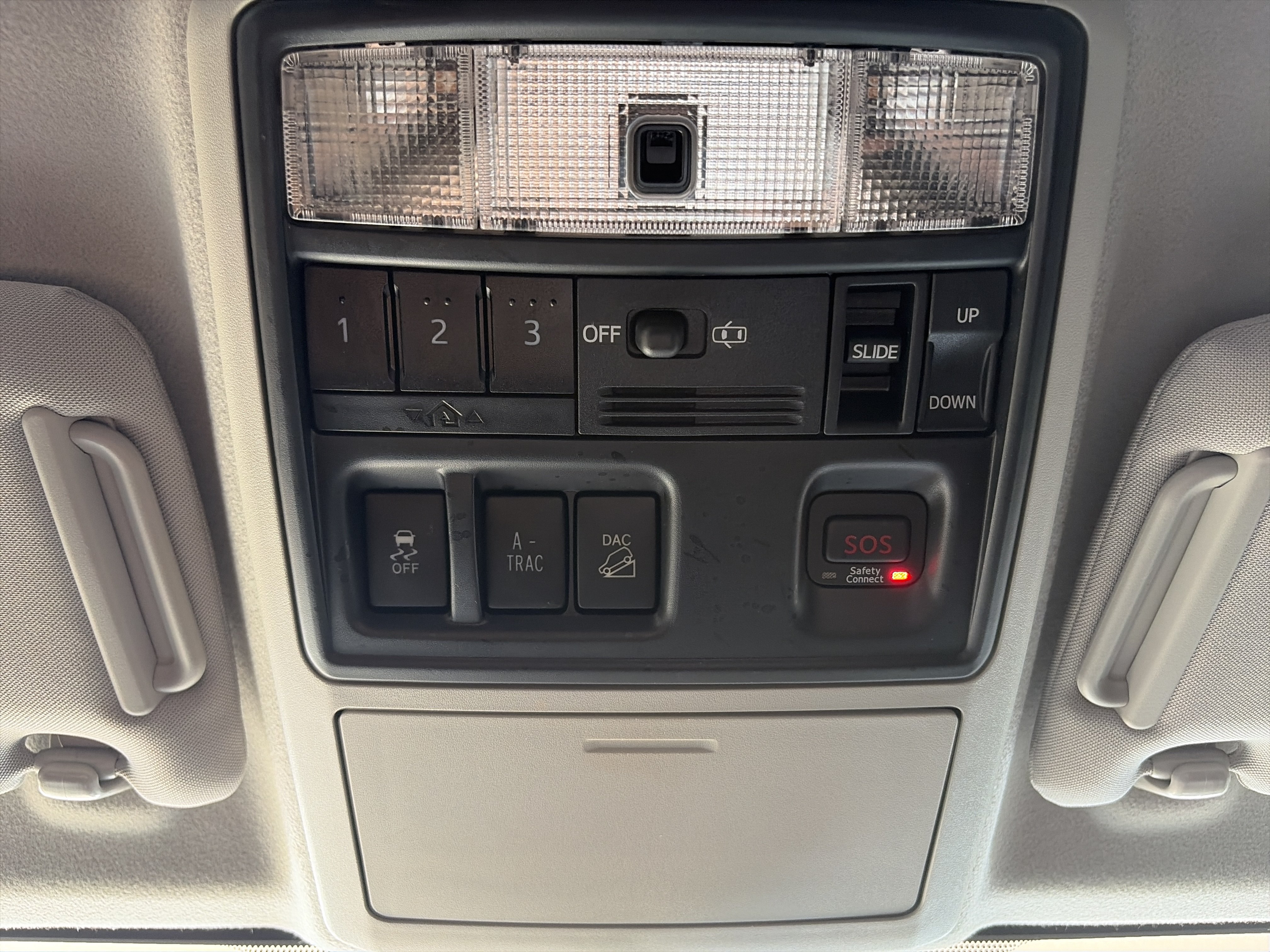 Used 2019 Toyota 4Runner Limited AWD/4WD image 25