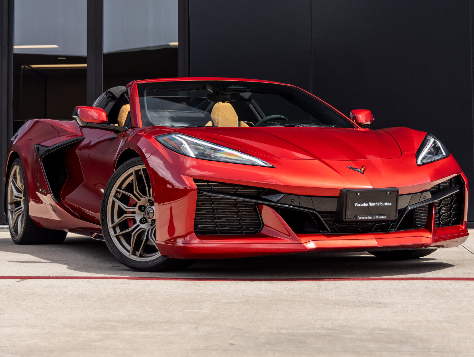 Used 2024 Chevrolet Corvette Z06 RWD image 2