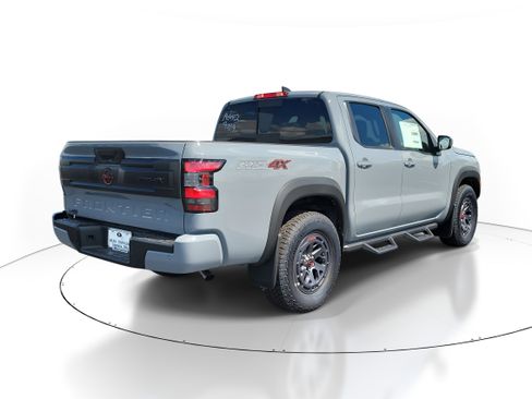 New 2025 Nissan Frontier PRO-4X image 4