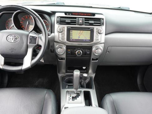 Used 2012 Toyota 4Runner SR5 w/ Premium Pkg AWD/4WD image 28