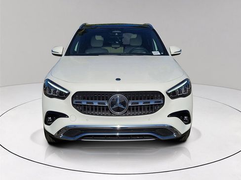 Certified 2025 Mercedes-Benz GLA 250 image 2