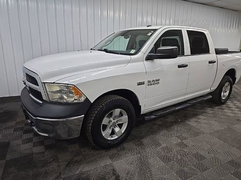 Used 2016 RAM 1500 Tradesman w/ Chrome Appearance Group AWD/4WD image 8
