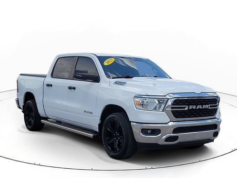 Used 2023 RAM 1500 Big Horn AWD/4WD image 3