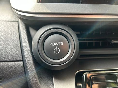 Used 2024 Toyota Prius LE image 26