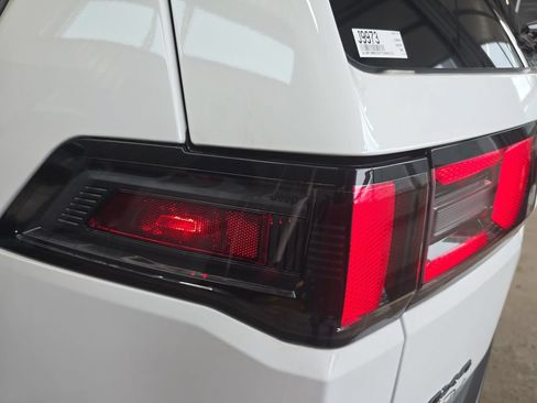 New 2026 Jeep Cherokee Laredo AWD/4WD image 36