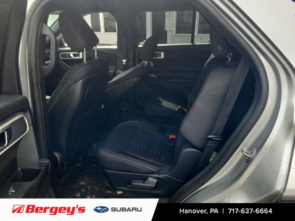 Used 2020 Ford Explorer XLT w/ Comfort Package AWD/4WD image 9