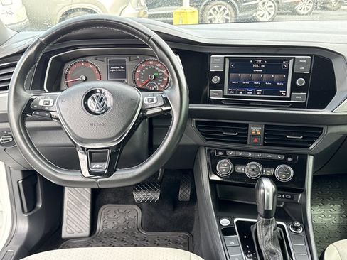 Used 2021 Volkswagen Jetta R-Line FWD image 7