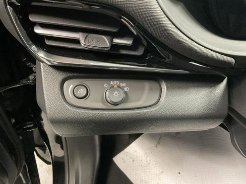 New 2026 Buick Envista Avenir image 11