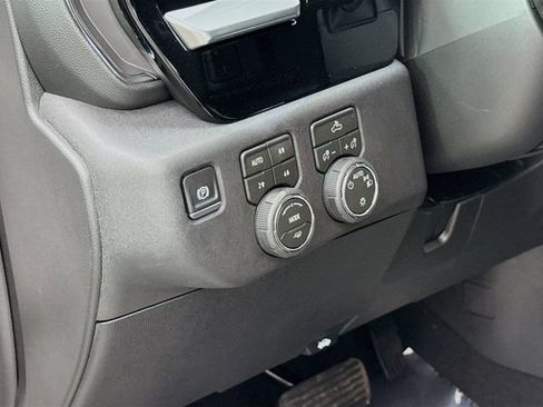 New 2026 Chevrolet Silverado 1500 LT w/ Z71 Off-Road Package AWD/4WD image 12