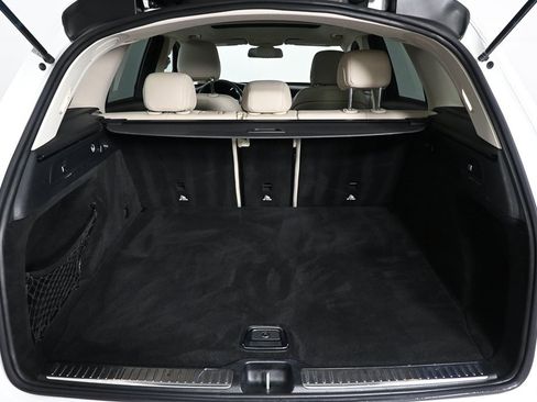 Used 2018 Mercedes-Benz GLC 300 image 30