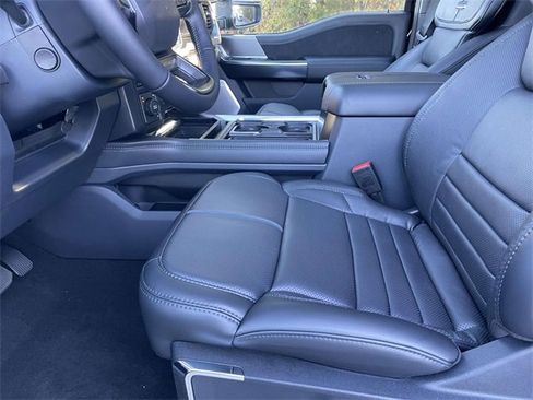 New 2026 Ford F450 Platinum image 15