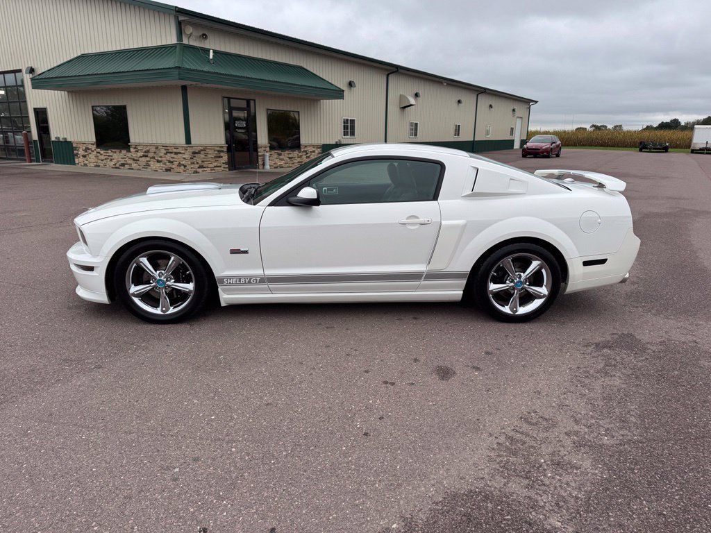Used 2007 Ford Mustang GT Premium RWD image 16