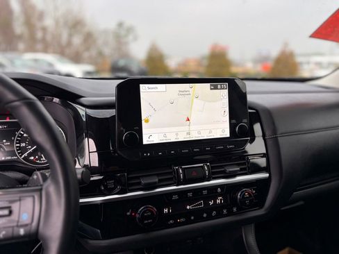 Certified 2025 Nissan Pathfinder SL image 21