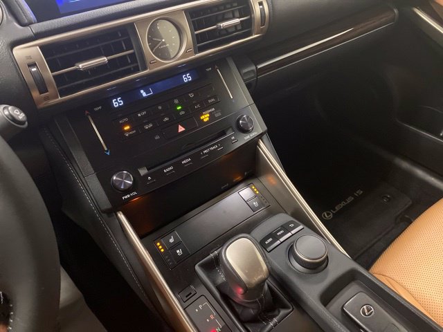 Used 2014 Lexus IS 350 w/ Luxury Package w/Brown Wood RWD image 13