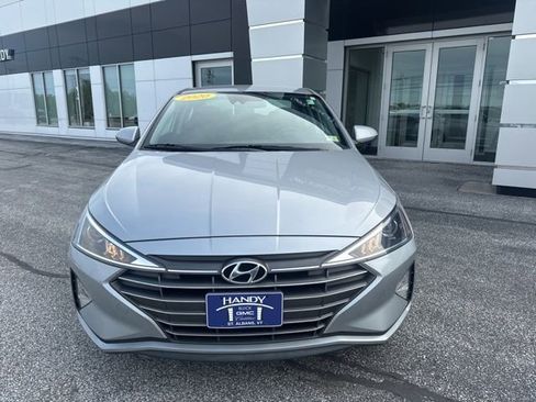 Used 2020 Hyundai Elantra SEL w/ Cargo Package (C1) FWD image 2