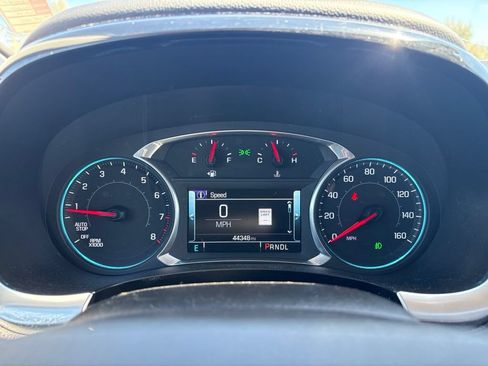 Used 2019 Chevrolet Traverse Premier w/ Redline Edition AWD/4WD image 12