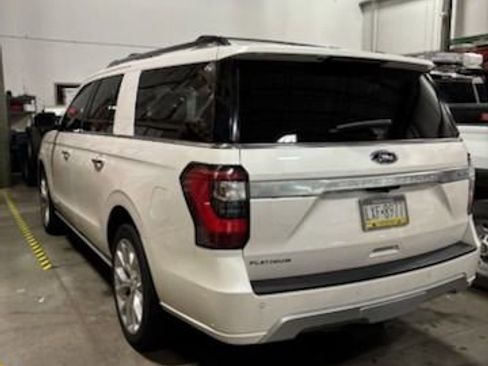 Used 2019 Ford Expedition Max Platinum image 14