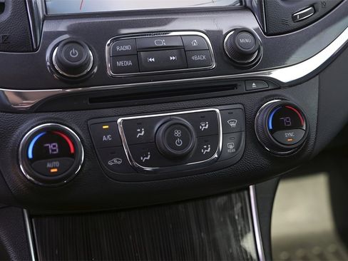 Used 2020 Chevrolet Impala Premier w/ Premier Confidence Package image 17