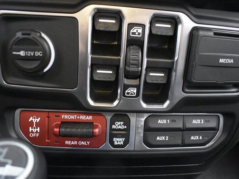 Used 2021 Jeep Wrangler Unlimited Rubicon image 24