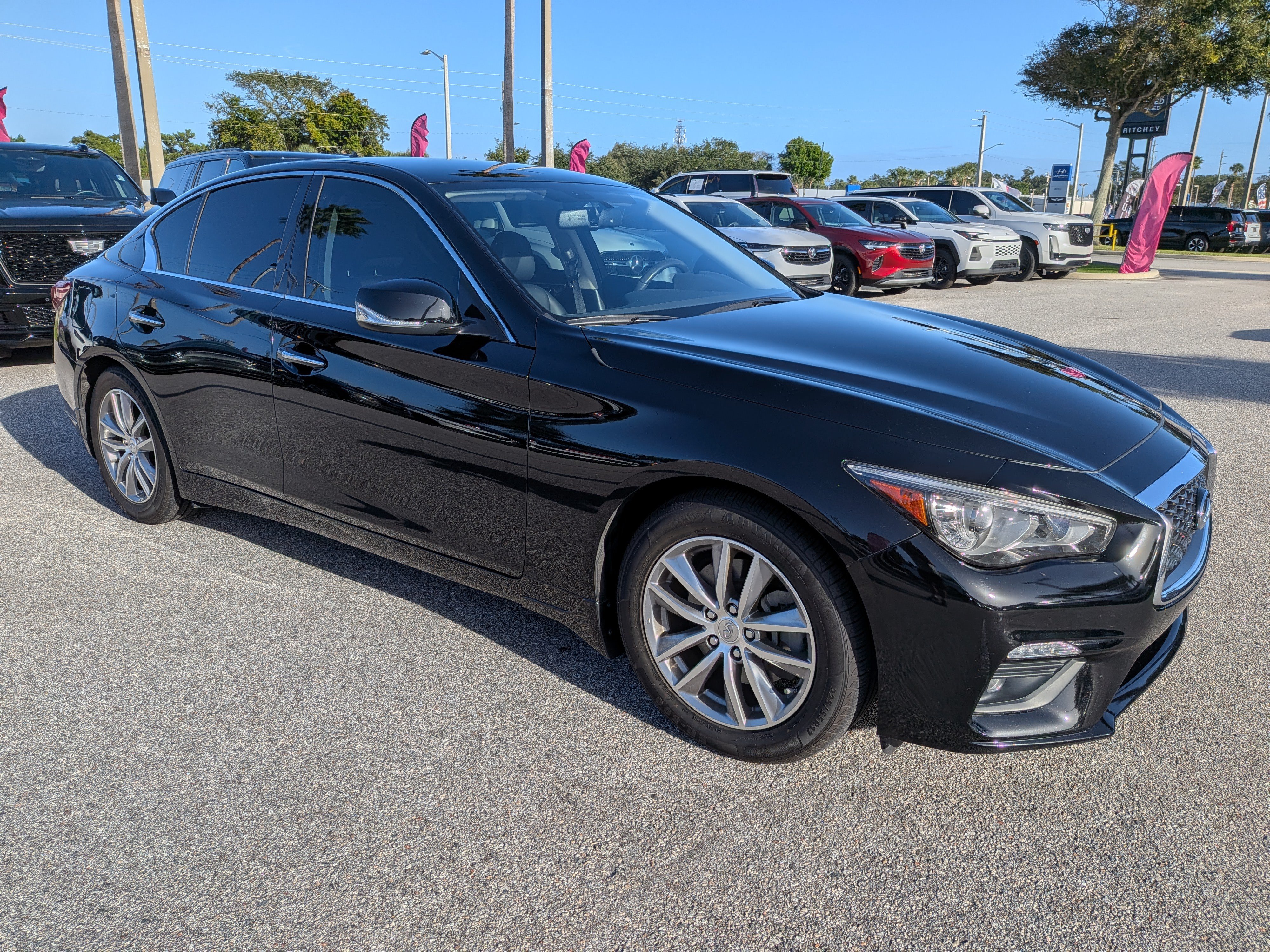 Used 2021 INFINITI Q50 Pure w/ Cargo Package RWD image 2