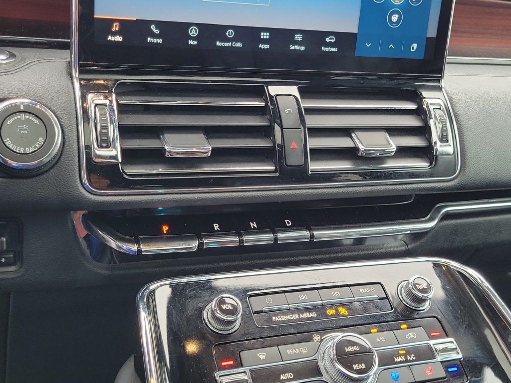Certified 2023 Lincoln Navigator Reserve AWD/4WD image 28