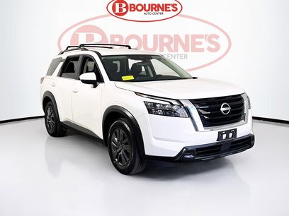 Used 2023 Nissan Pathfinder SV
